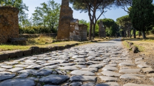 via-appia-traiana-antica-strada-romana-masseria-ostuni-ulivi-brindisi